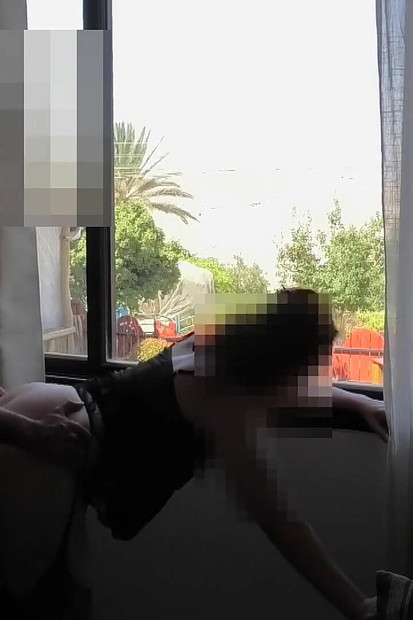 Besramna MILF želi da susjedi vide naš Minecraft