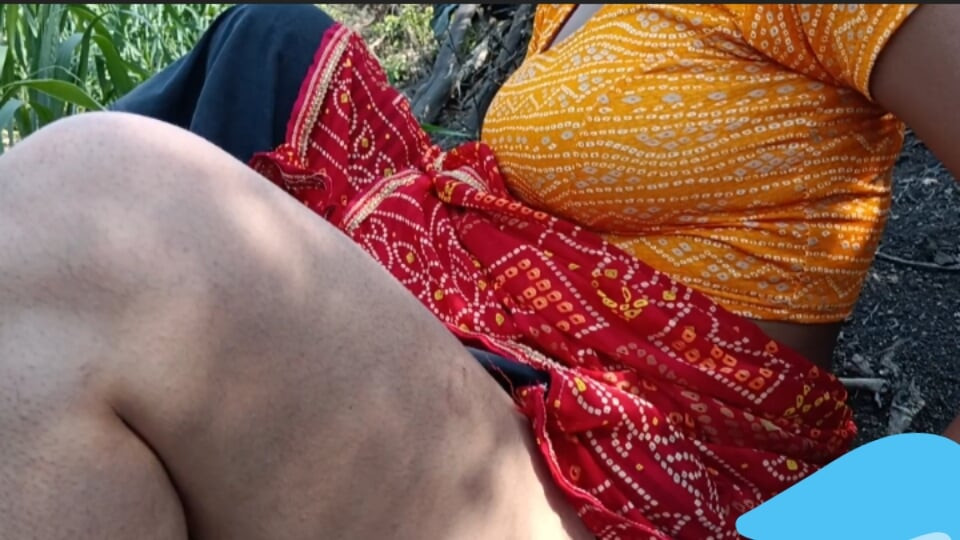 義兄は小麦畑の口でチンコを吸い、外の義兄の尻を叩こうと考えます。