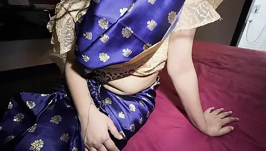 Chachi Ke Ghar Jaa Ke Unko Sex Ke Liye Ready Kiya Fat Pussy