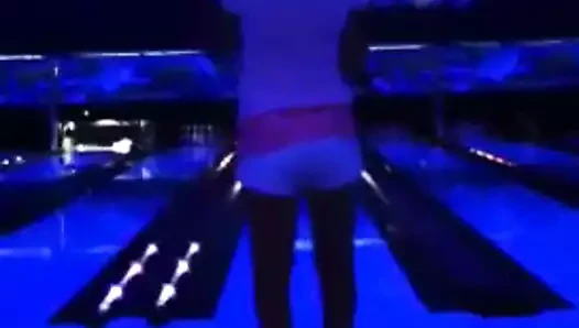 Transgirl Barbie Bowling Drunk In Sexy High Heels