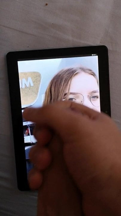 Cute redhead cum tribute