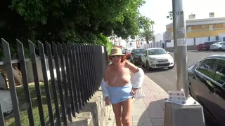 Mature woman exposed on the street