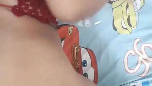 Mein Gott, ich habe einen unübersichtigen ehemann, aber ich mag ihn so, er kam von einer reise und lässt mich seinen riesigen schwanz lutschen, oder?