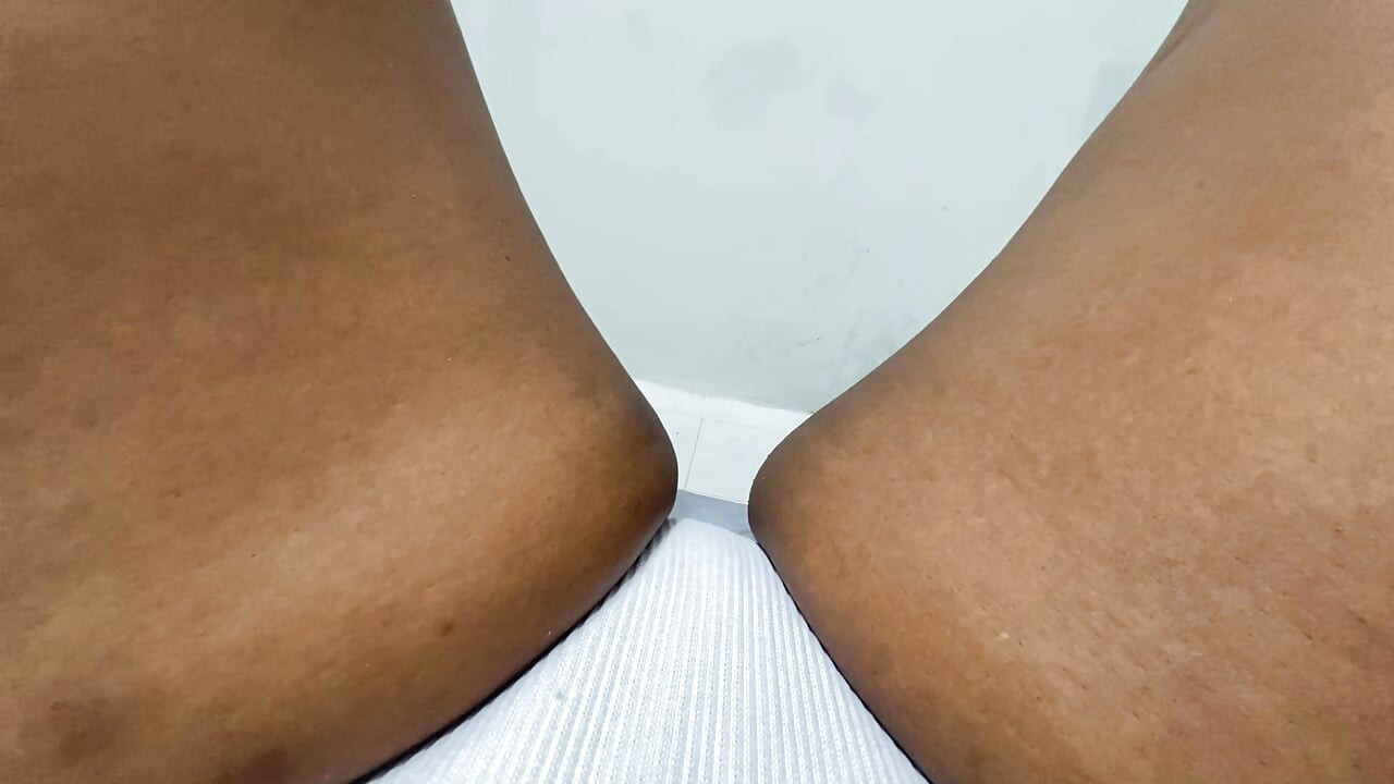 Watch how this horny slut destroys her pussy until she cums like crazy