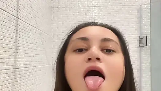 Cum with Me in Snapchat Shower