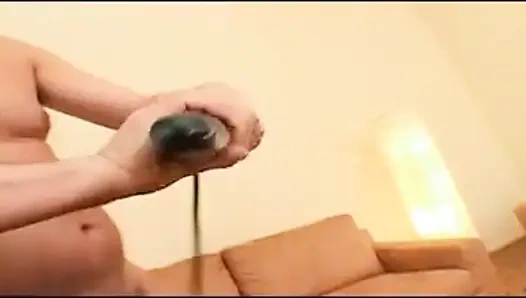 Гигантский огромный жесткий член для рта сумасшедшей шлюшки