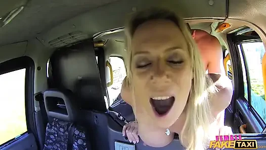Female Fake Taxi - Ozzie Tourist Cums in Blondes Mouth