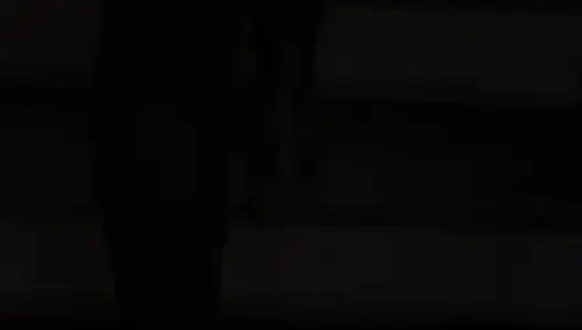 Berjalan tanpa celana dalam