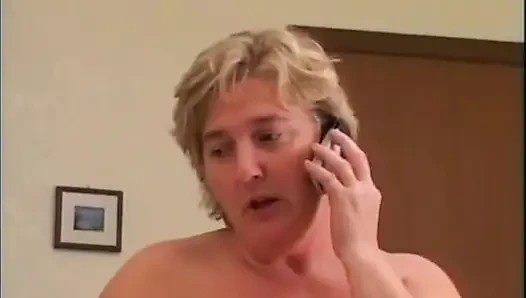 Büyük memeli sarışın orta yaşlı seksi kadın amcık sikişi ve penis yalama