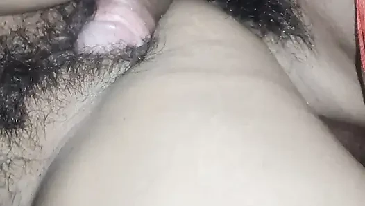 Baldızımı ilk kez Hintli seks videosuyla siktim