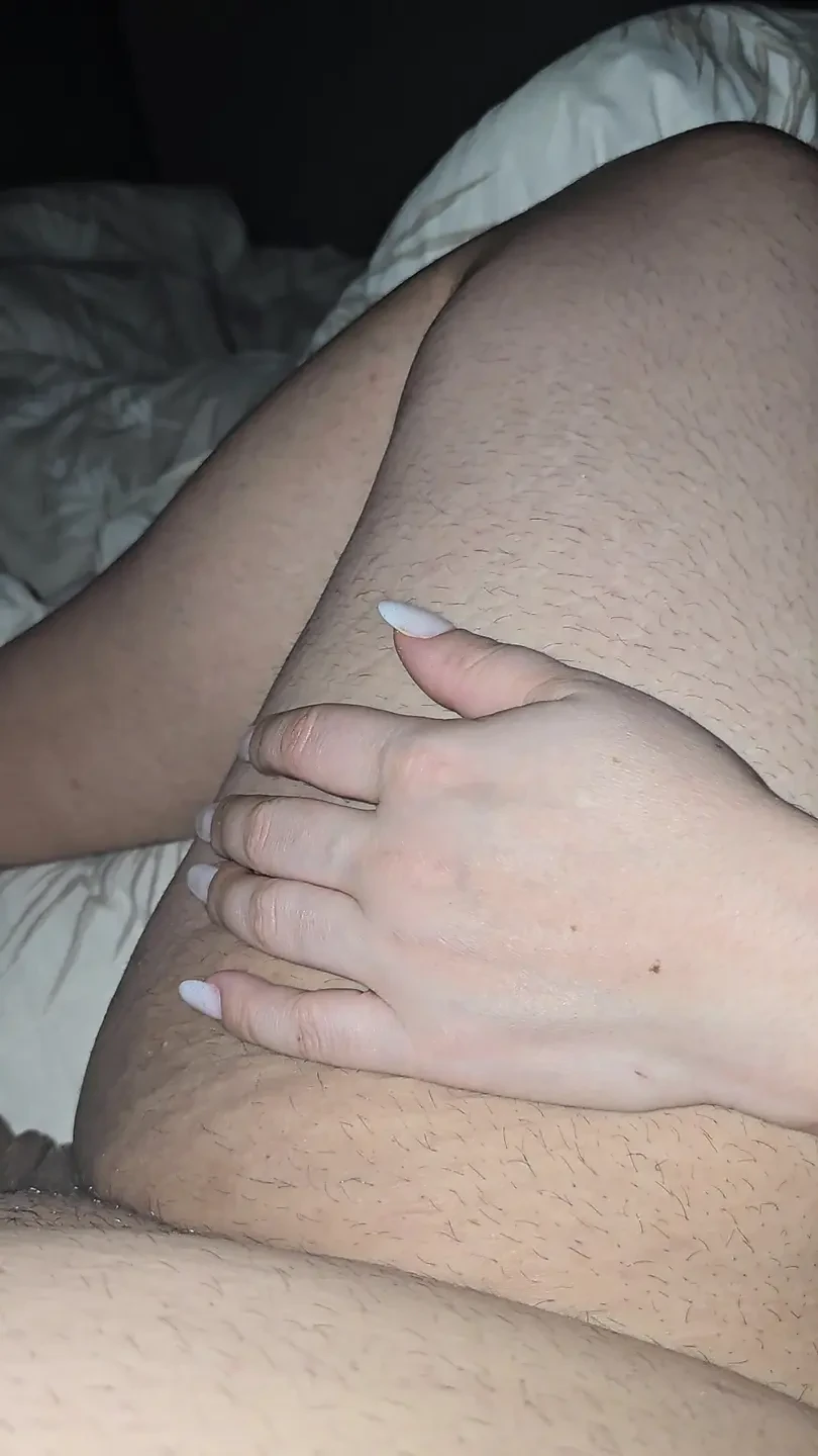 Step mom hand will slip on step son dick while is on his leg or not