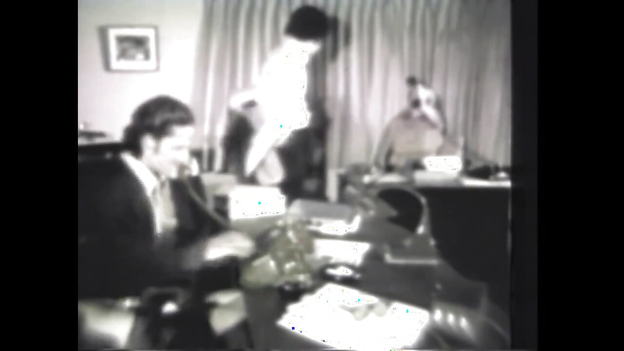 Zadinjujuća naušnik