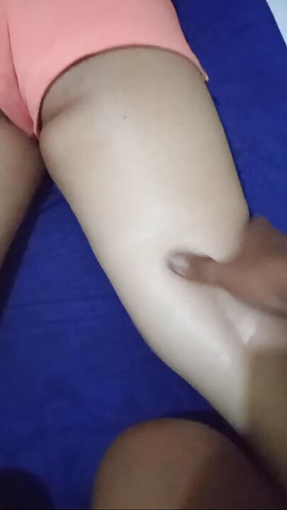 অ্যানের বিয়ের পোশাক খুব সুন্দর