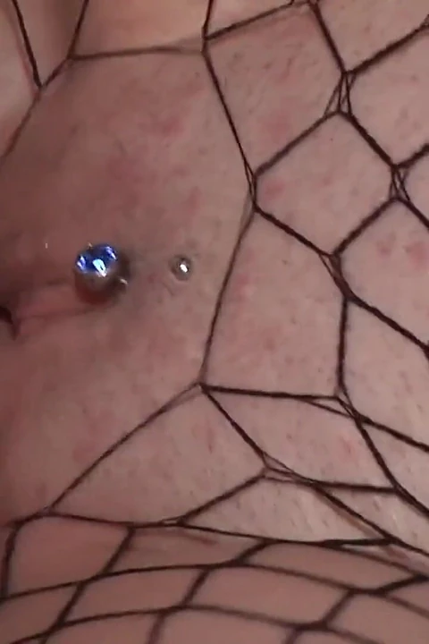 Hot Babe Cumbitch Milks Huge Cocks While Getting Gangbanged