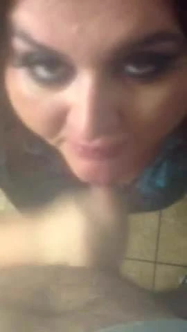 My friend blowing me as appreciation for helping her out