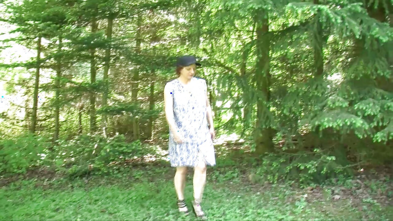 Những con điếm già người Đức chơi tay ba ngoài trời