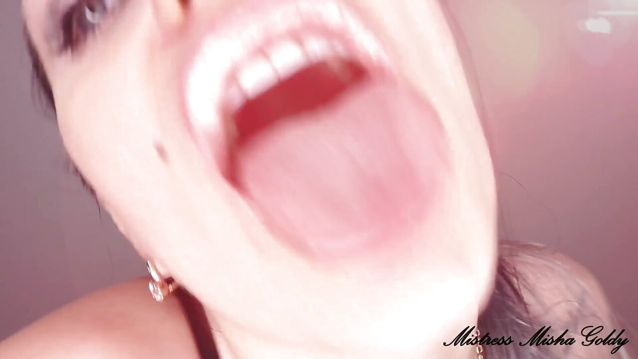 Sweat kissing dream is over loser!