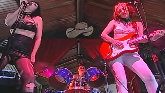 Drooling Deepthroat Slut Gets Pussy Fingered in Band Orgy