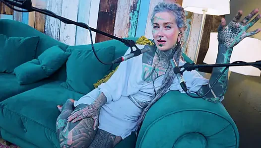 Aku berbicara tentang f - fear - asmr podcast sfw berbicara tentang gadis gothic bertato rambut gimbal