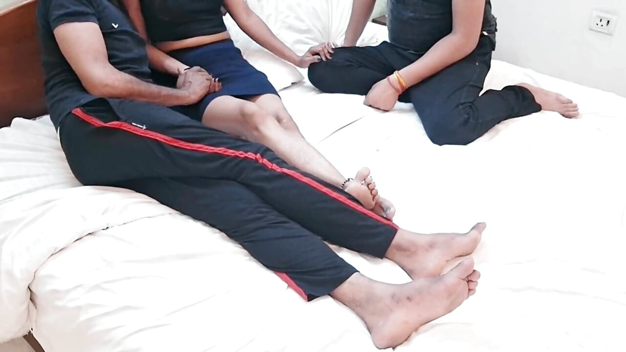 Threesome with two boyfriend fuck me together