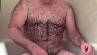 Onehairyman3 - koupelový medvěd