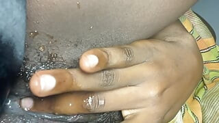 Dirty ebony girl masturbate and squirt uncontrollably
