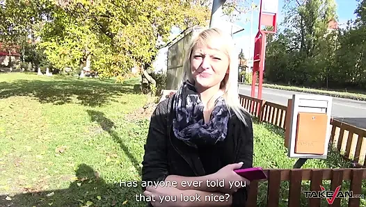 KÜNSTLICHE INTELLISEX - Katy rose