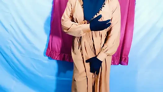 Hintli Çin yemeği yaptı ve sonra karısıyla seks yaptı