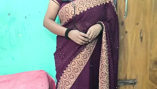 Gadis hot india dengan kain sprei ini lagi muasin pesonanya!