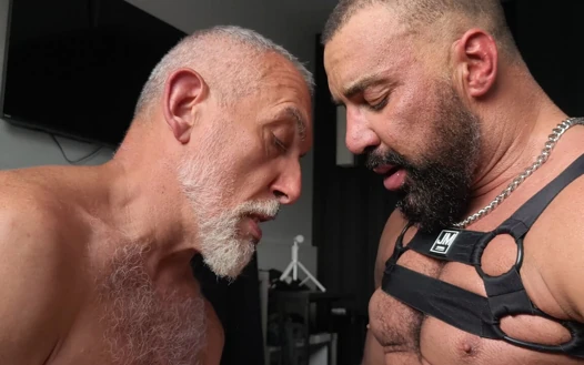 Big Dick Monster Daddy Fuck Giant Arab