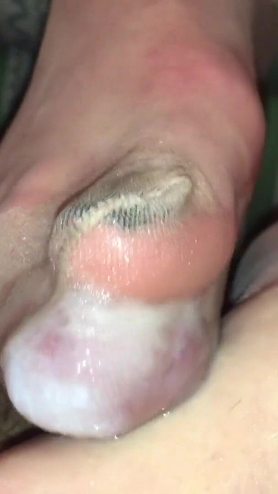 Detik meleleh rahang dari "Tan nilon footjob dengan zakar tersepit di dalam"
