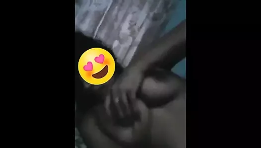 Indian Solo Girl Fucking Her Pussy Show Sexy Boob and Pussy Fingering