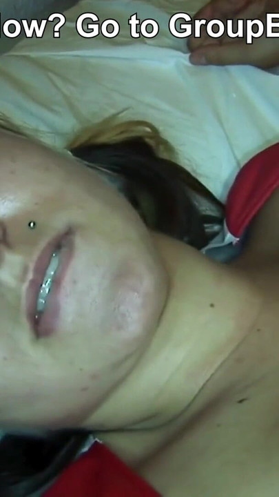 그룹 섹스에서 간호사 특별 갱뱅 치료 | 클립 1