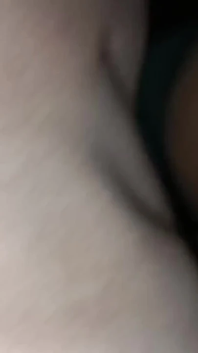 我喜欢我邻居的大屁股，我最后操了她，直到我把所有热精液都放在她的奶子上 | 短片 1