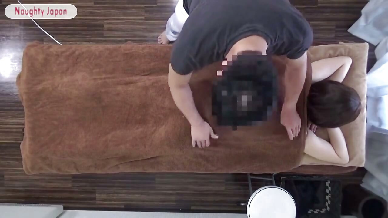 Cenzúrázatlan nyers creampie - Elegáns, magas, karcsú szépség érkezik egy ritka reggeli privát forgatásra - 1