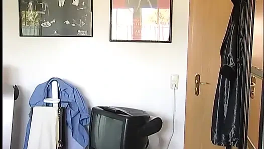 Harika sarışın sürtükler harika lezbiyen eğleniyor