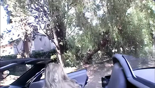 Vintage - si cewek rambut pirang dengan toket besar lagi asik muasin memeknya pakai mainan seks b j