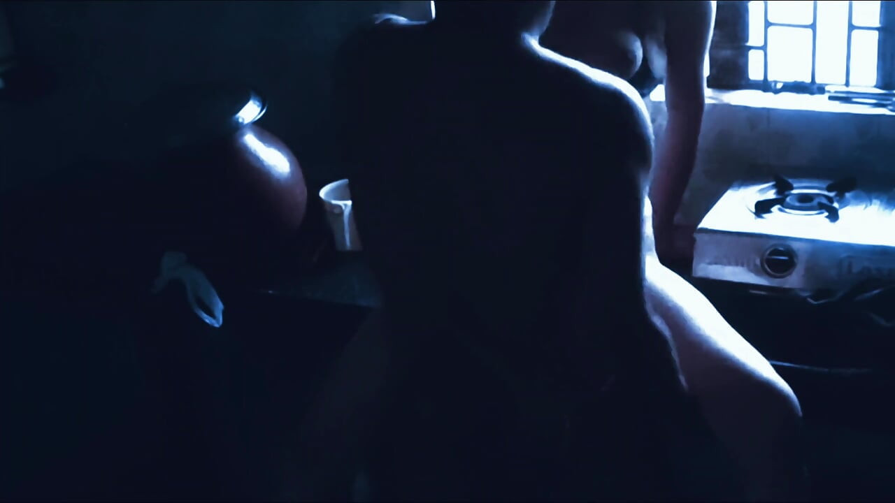 キッチンでの秘密のセックス