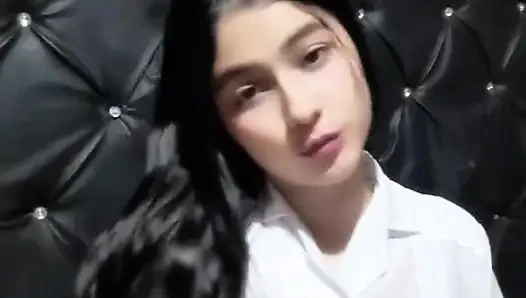 Ibu tiri goyangin kontol sampai dicrot di dalam
