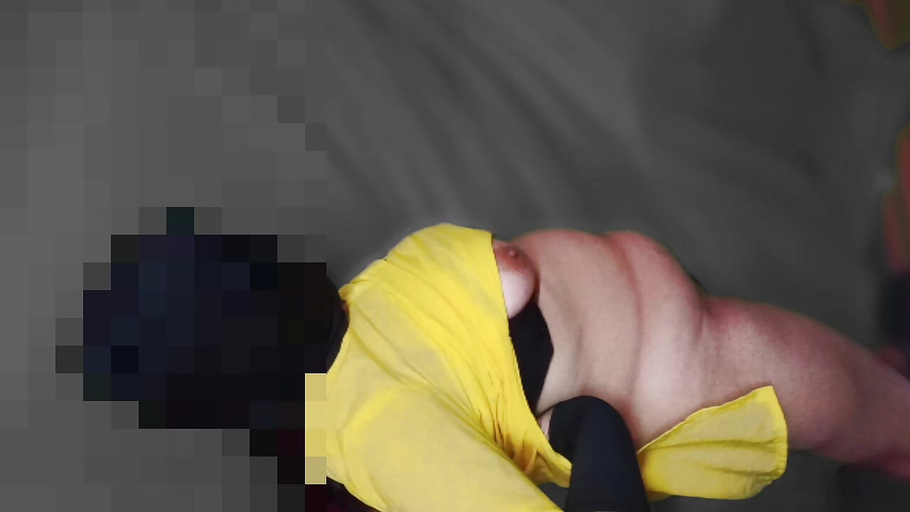 Desi hot bhabhi hardcore sex kiya bhabhi ke pati par gaye aur hum doho mein prem kar shuru shuru gaya maine uska boobs ke squeeze kar rakh bbms