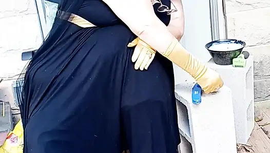 Yarasa kız sigara molası veriyor