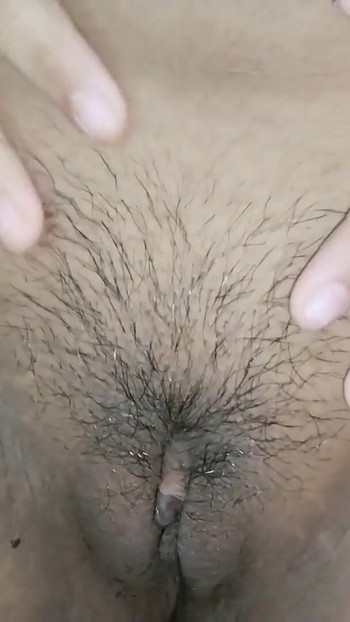 Yeni yerel kızın amını sallıyor | Klip 1