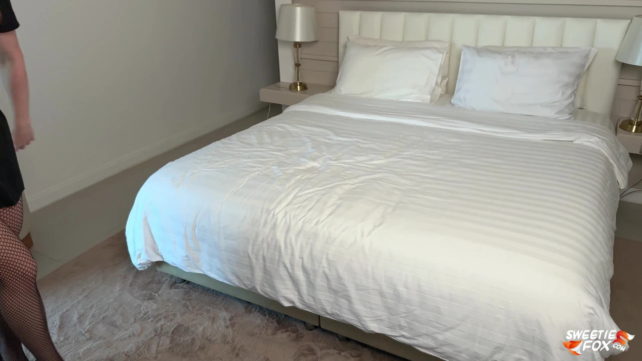 AIRBNB BUNUN IÇIN BENI YASAKLADı... Bir otelde bir yabancıyla hızlı sert seks