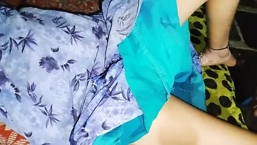 Desi hot girlfriend fuck