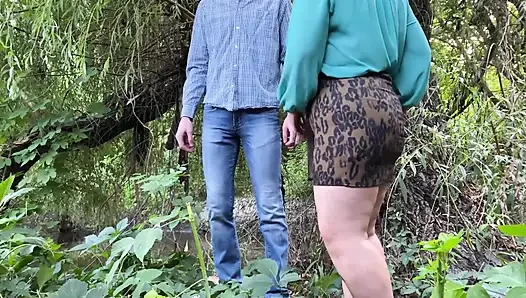 Mature Stepmom Made Me Cum, Then Got an Orgasm