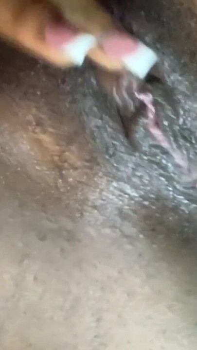 Ateşli hatun blackgurl234 fışkırtana kadar amını okşuyor | Klip 1