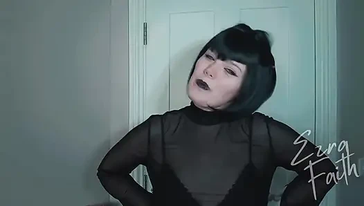 Mavis Dracula, döle aç vampir kız arkadaşın - Ezra Faith - mp4 hd