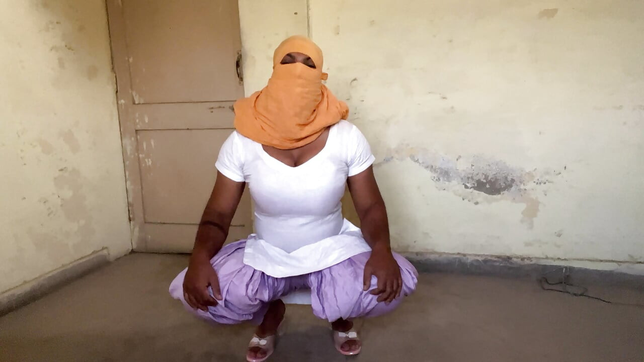 大奶子紧身西装变装印度西装萨尔瓦