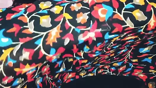 Pacar hot india 25 tahun lagi asik ngentot memeknya