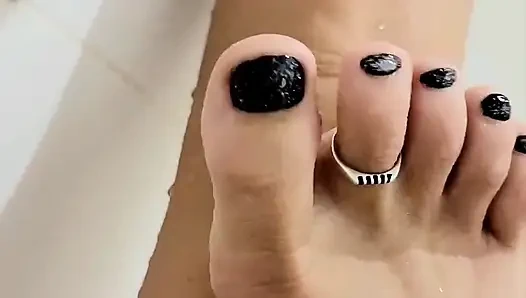 Showertime Sexy Feet